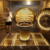 Gold Vault Roulette game cover